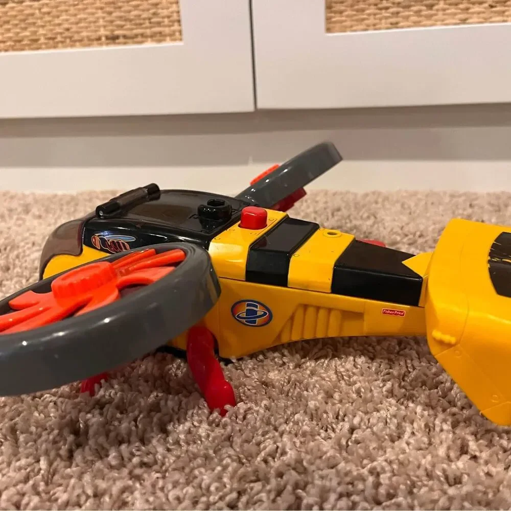 2011 Mattel / Fisher-Price  IMAGINEXT  Sky Racers  HORNET COPTER #10